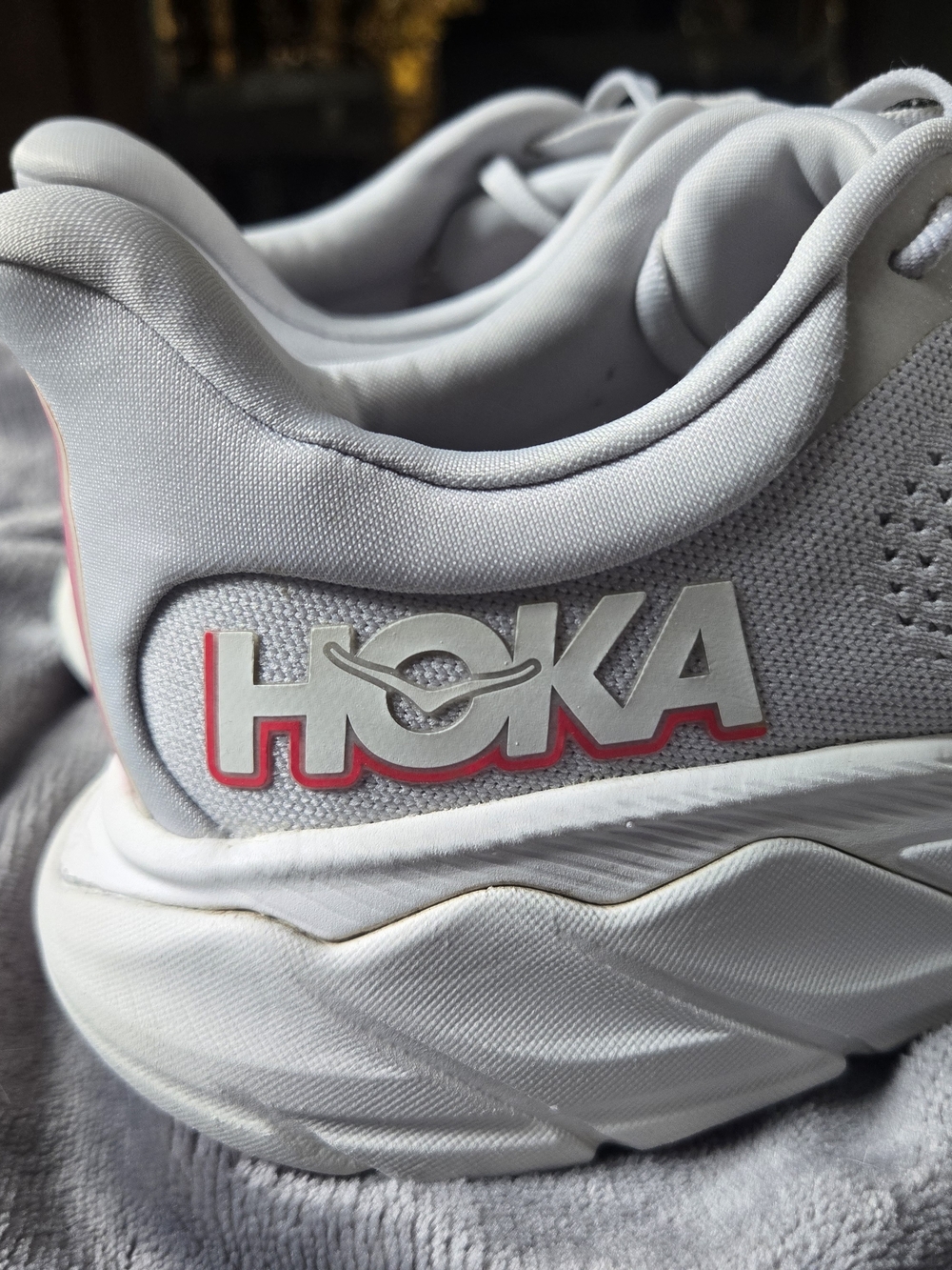 Hoka Arahi 7 Women's Grey Running Sneakers